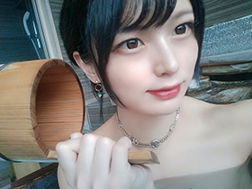 女よりも女らしい女装子香椎つむぎ　初めての温泉アナルFUCK　サンプル画像03